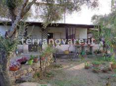 Foto Casa singola in Vendita, pi di 6 Locali, 5 Camere, 205 mq (LOIR