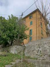 Foto **Casa Indipendente con giardino in Vendita nel Cuore di un Borgo Caratteristico