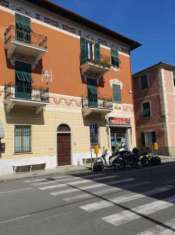 Foto 1 Vetrina in vendita a Casarza Ligure
