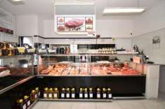 Foto 1 Vetrina in vendita a Porto Cesareo