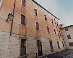 Foto 2 Locali in Vendita, 2,5 Locali, 70 mq, Bassano del Grappa