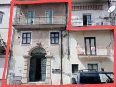 Foto 2019/PIEDIMONTE Porzione di fabbricato di circa 150 mq situata in via Sorgente, nel cuore del centro storico di Piedimonte Matese, con possibilit  di