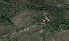 Foto 3 Abitazioni - Pertinenze e 20 ha di terra