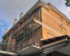 Foto 3 Locali in Vendita, 5,5 Locali, 136 mq, Genzano di Roma