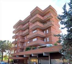 Foto 4 o pi Locali in Vendita, 4,5 Locali, 78,72 mq, Buscate