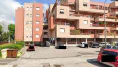 Foto 4 o pi Locali in Vendita, 4,5 Locali, 81 mq, Macerata