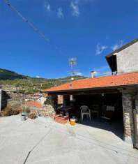Foto 4 o pi Locali in Vendita, 4 Locali, 125 mq, Dolceacqua