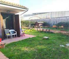 Foto 4 o pi Locali in Vendita, 4 Locali, 85 mq, Lucca (Mugnano)