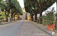 Foto 4 o pi Locali in Vendita, 4 Locali, 85 mq, Todi