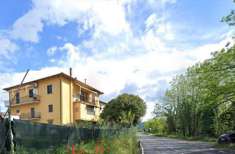 Foto 4 o pi Locali in Vendita, 4 Locali, 93 mq, Reggello