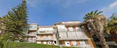 Foto 4 o pi Locali in Vendita, 5 Locali, 100 mq, Aci Catena