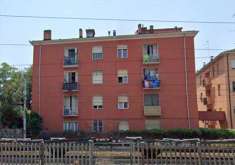 Foto 4 o pi Locali in Vendita, 5 Locali, 102 mq, Modena