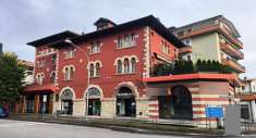 Foto 4 o pi Locali in Vendita, 5 Locali, 238 mq, Belluno