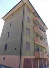 Foto 4 o pi Locali in Vendita, 5 Locali, 85 mq, Mulazzano