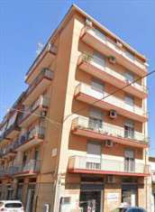 Foto 4 o pi� Locali in Vendita, 6,5 Locali, 142 mq, Giarre