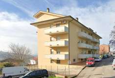 Foto 4 o pi Locali in Vendita, 6,5 Locali, 145 mq, Monte Urano