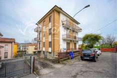 Foto 4 o pi Locali in Vendita, 6 Locali, 128 mq, Fornovo di Taro