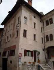 Foto 4 o pi Locali in Vendita, 6 Locali, 142 mq, Feltre