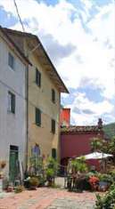 Foto 4 o pi Locali in Vendita, 6 Locali, 147 mq, Pistoia