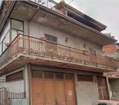 Foto 4 o pi� Locali in Vendita, pi� di 6 Locali, 127 mq, Belpasso
