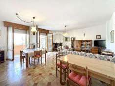 Foto 4 o pi� Locali in Vendita, pi� di 6 Locali, 135 mq, Rimini (Fier
