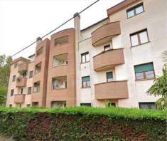 Foto 4 o pi Locali in Vendita, pi di 6 Locali, 136,45 mq, Legnano