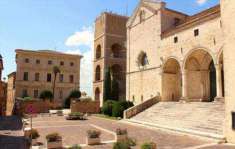 Foto 4 o pi Locali in Vendita, pi di 6 Locali, 164 mq, Osimo