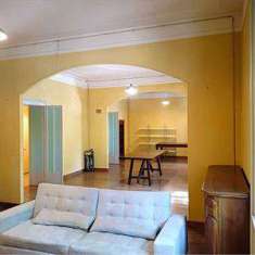 Foto 4 o pi Locali in Vendita, pi di 6 Locali, 170 mq, Modena (Staz