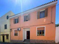 Foto 4 o pi� Locali in Vendita, pi� di 6 Locali, 182 mq, Torp�