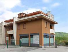 Foto 4 o pi Locali in Vendita, pi di 6 Locali, 203 mq, Ponte Lambro
