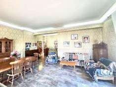 Foto 4 o pi Locali in Vendita, pi di 6 Locali, 220 mq, Pistoia (Pis