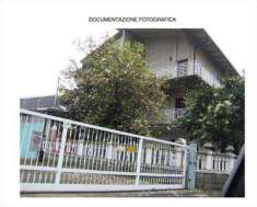 Foto 4 o pi� Locali in Vendita, pi� di 6 Locali, 231 mq, Fiorano Mode