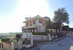 Foto 4 o pi Locali in Vendita, pi di 6 Locali, 262 mq, Torre San Pa