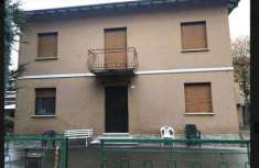 Foto 4 o pi� Locali in Vendita, pi� di 6 Locali, 408 mq, Formigine