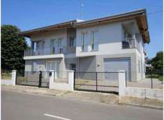Foto 4 o pi� Locali in Vendita, pi� di 6 Locali, 418,8 mq, Novi di Mo