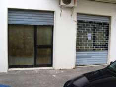 Foto A PARABITA DUE UFFICI/NEGOZI AFFIANCATI