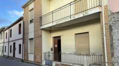 Foto A Solarussa, Oristano, casa indipendente in centro con cortile