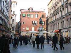 Foto Abbigliamento in Vendita, 2 Locali, 22 mq, Venezia