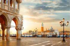 Foto Abbigliamento in Vendita, 2 Locali, 35 mq, Venezia (San Marco)