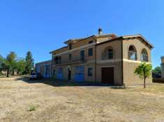 Foto Abitazione+ Commerciale 680 mq  a Parrano