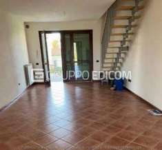 Foto Abitazione di tipo civile di 130 mq  in vendita a Castelnuovo del Garda - Rif. 4500989