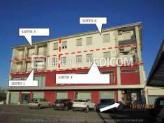 Foto Abitazione di tipo civile di 150 mq  in vendita a Sale - Rif. 4509290