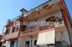 Foto Abitazione di tipo civile di 170 mq  in vendita a Mariglianella - Rif. 4514102