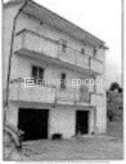 Foto Abitazione di tipo civile di 177 mq  in vendita a Montalto Uffugo - Rif. 4509589