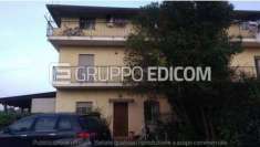 Foto Abitazione di tipo civile di 185 mq  in vendita a Lamezia Terme - Rif. 4507991