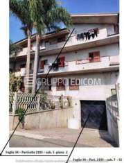 Foto Abitazione di tipo civile di 190 mq  in vendita a Gioiosa Ionica - Rif. 4462819