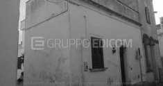 Foto Abitazione di tipo civile di 245 mq  in vendita a Santa Cesarea Terme - Rif. 4456937