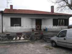 Foto Abitazione di tipo civile di 364.25 mq  in vendita a Campolattaro - Rif. 4459431