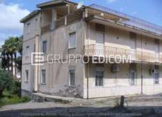 Foto Abitazione di tipo civile di 386 mq  in vendita a Siderno - Rif. 4523887