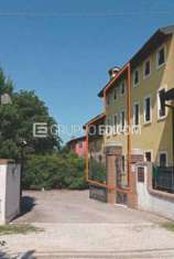 Foto Abitazione di tipo civile di 442 mq  in vendita a Povegliano Veronese - Rif. 4509908